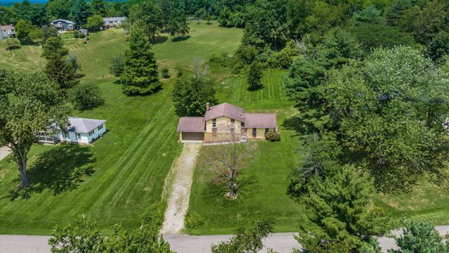 283 Dogwood Drive SE, Thornville, OH 43076