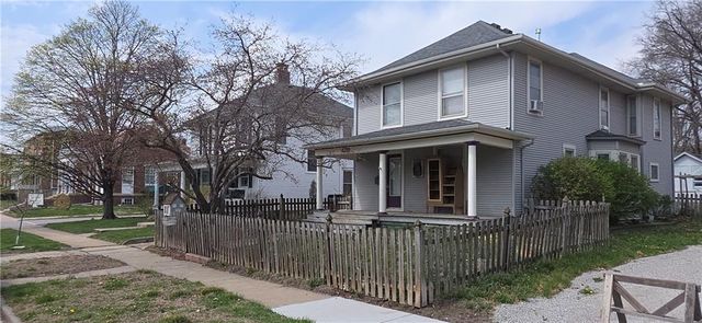 306 E Franklin Street, Liberty, MO 64068