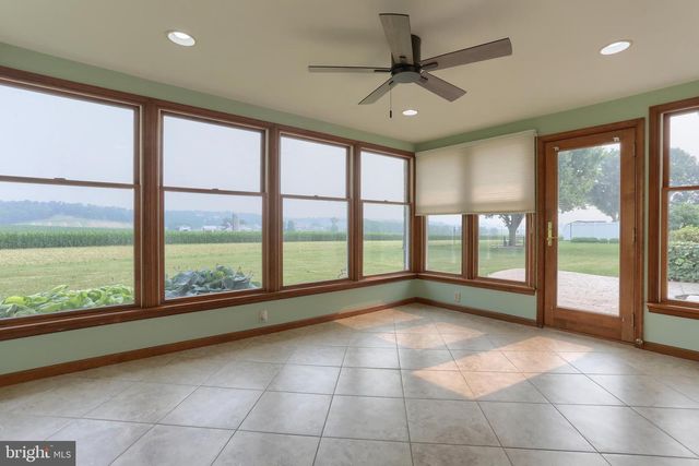 7 LANTERN AVE, Myerstown, PA 17067