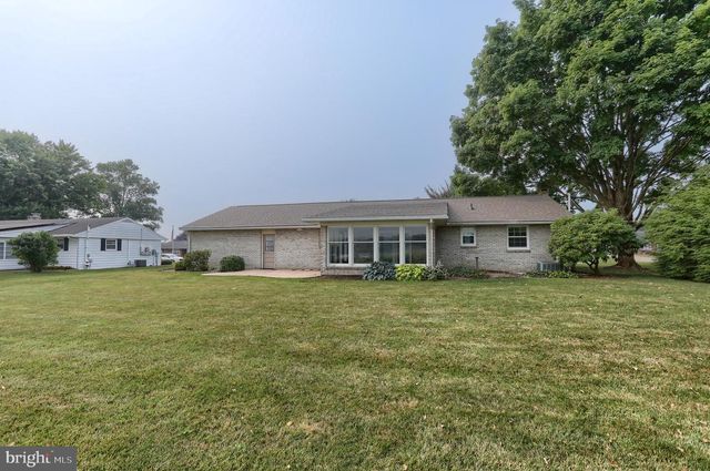 7 LANTERN AVE, Myerstown, PA 17067