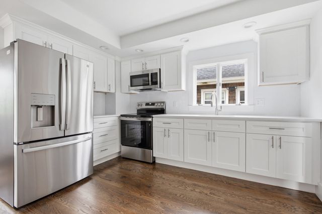 17 Witherbee Ave, Revere, MA 02151