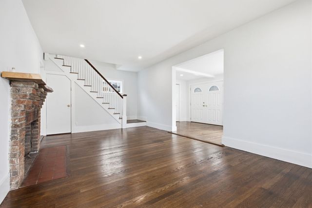 17 Witherbee Ave, Revere, MA 02151