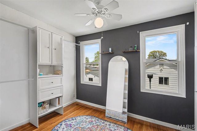 5133 Goethe Avenue, St Louis, MO 63109