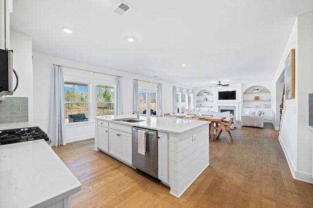 7312 Mcdaniel Lane, Ooltewah, TN 37363