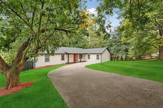 1437 Stoneleigh Hill Road, Lithonia, GA 30058