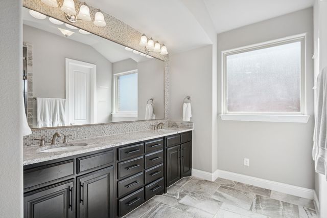 409 Chestnut Lane, Roanoke, TX 76262