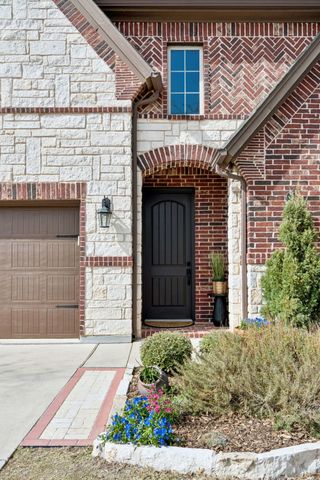 409 Chestnut Lane, Roanoke, TX 76262