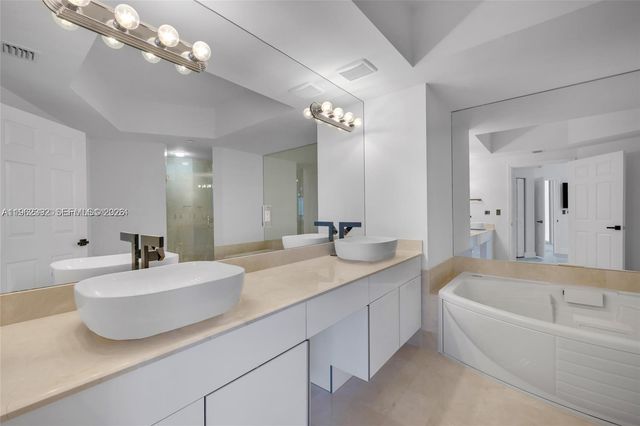 3200 N Ocean Blvd 1404, Fort Lauderdale, FL 33308