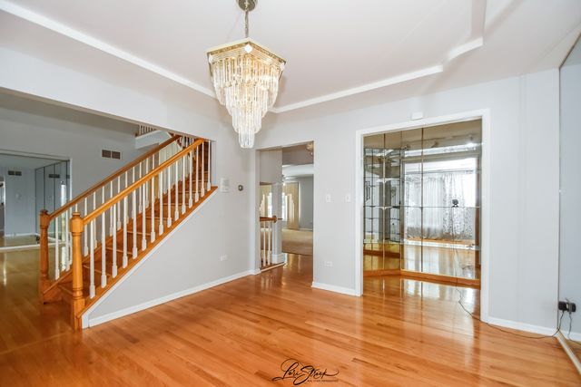 15516 Frontage Road, Markham, IL 60428