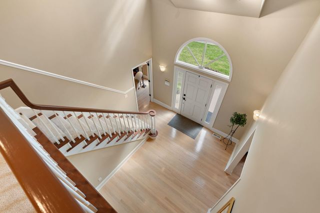 8348 Castle Drive, Munster, IN 46321