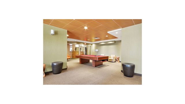 330 E 38th St Apt 16O, New York City, NY 10016