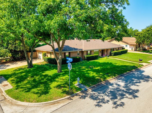 1600 Delta Drive, Arlington, TX 76012