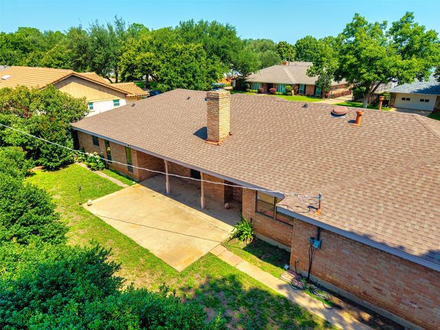 1600 Delta Drive, Arlington, TX 76012