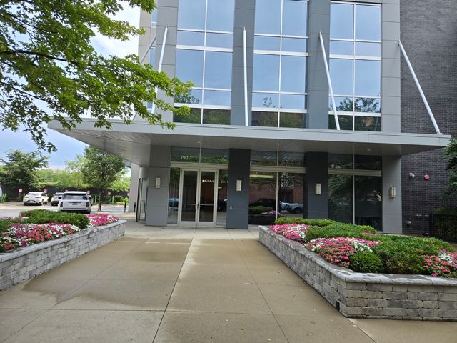 1901 S Calumet Avenue 1405, Chicago, IL 60616