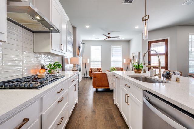 8977 George Cayley Lane, Frisco, TX 75034