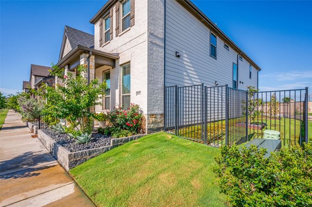 8977 George Cayley Lane, Frisco, TX 75034