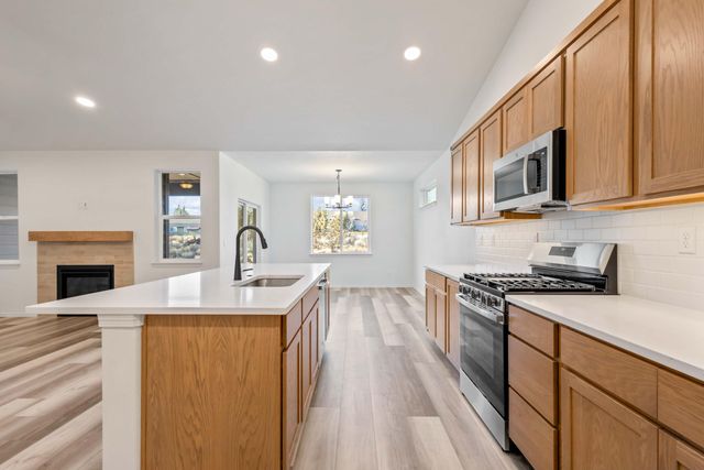 70085 Cayuse Drive, Sisters, OR 97759