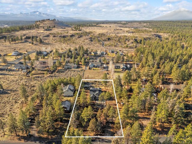 70085 Cayuse Drive, Sisters, OR 97759