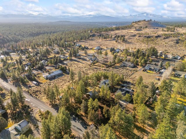 70085 Cayuse Drive, Sisters, OR 97759