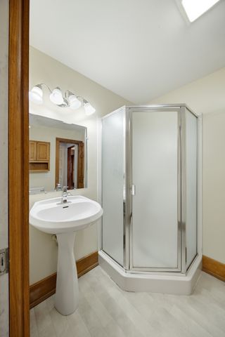 806 E CENTRAL PARK Avenue, Davenport, IA 52803