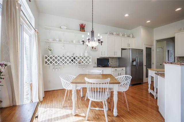 11 Charissa Run, Henrietta, NY 14623