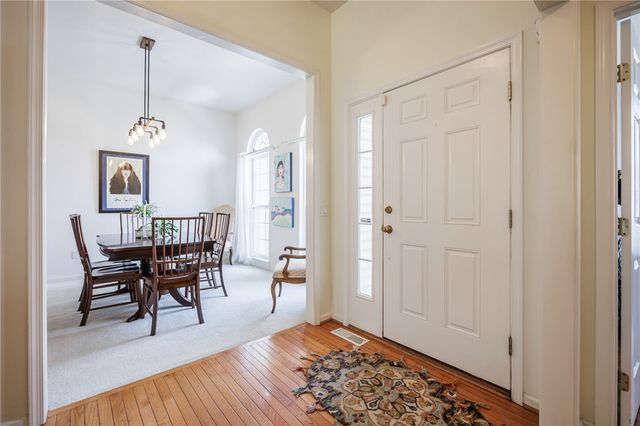 11 Charissa Run, Henrietta, NY 14623