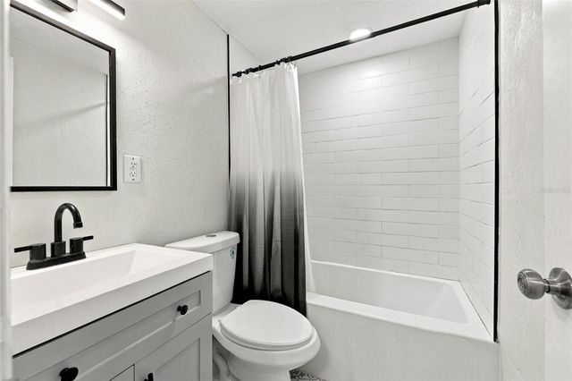 3007 N 42ND STREET, Tampa, FL 33605