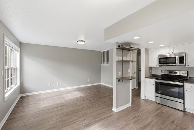 105-107 Mossey Cup Ct Court, Georgetown, KY 40324