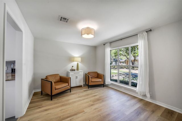 6215 Queensloch Drive, Houston, TX 77096