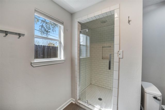 6215 Queensloch Drive, Houston, TX 77096