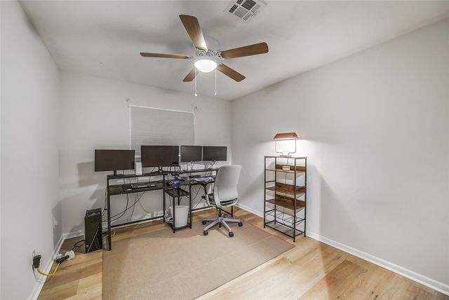 6215 Queensloch Drive, Houston, TX 77096