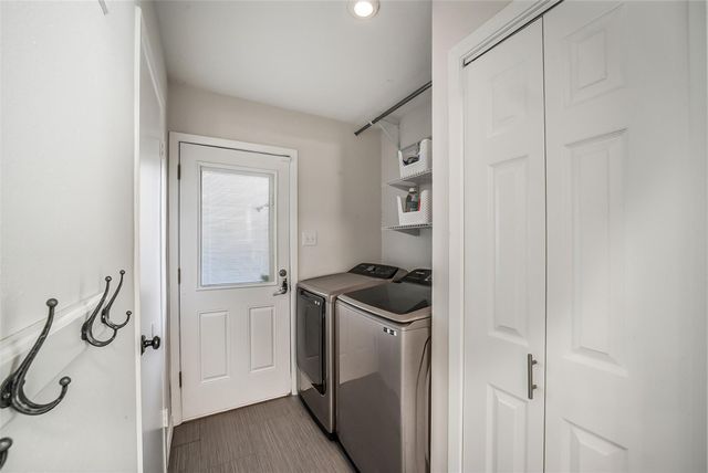 6215 Queensloch Drive, Houston, TX 77096