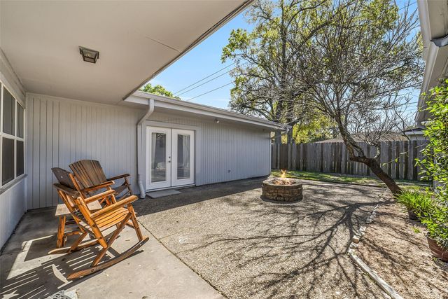 6215 Queensloch Drive, Houston, TX 77096