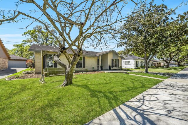 6215 Queensloch Drive, Houston, TX 77096