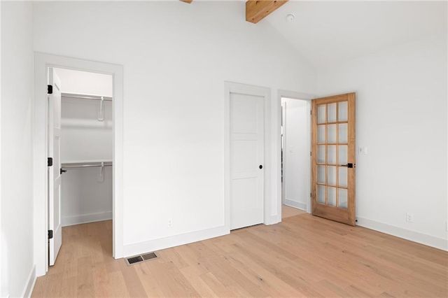 16701 Parkhill Street, Overland Park, KS 66221