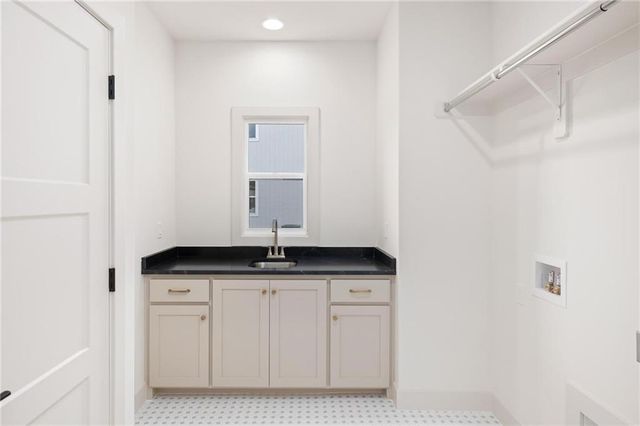 16701 Parkhill Street, Overland Park, KS 66221