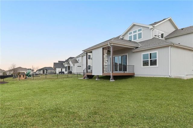 16701 Parkhill Street, Overland Park, KS 66221