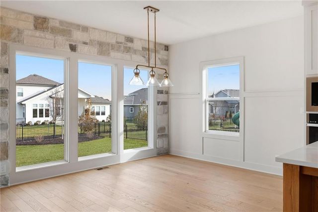 16701 Parkhill Street, Overland Park, KS 66221