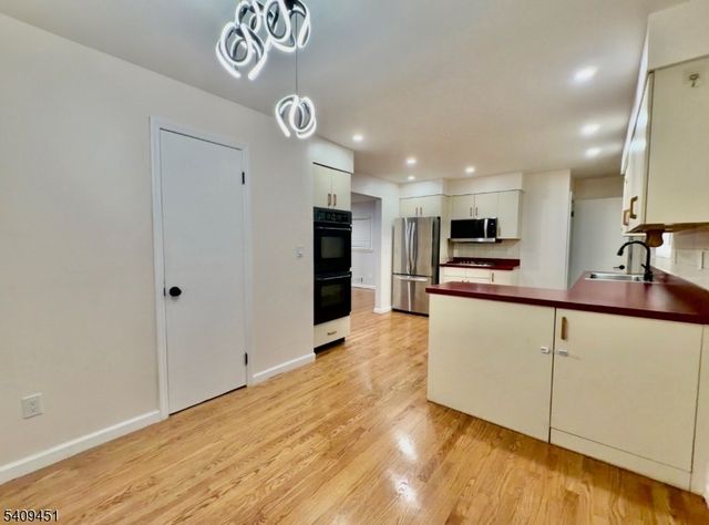 283 Arnold Ave, North Plainfield Boro, NJ 07063