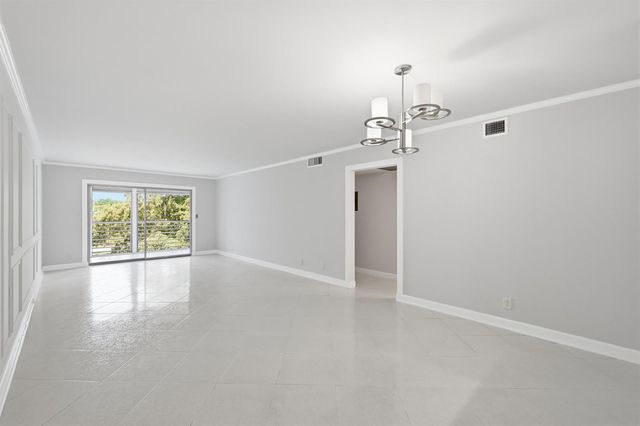 2006 Granada Drive M3, Coconut Creek, FL 33066