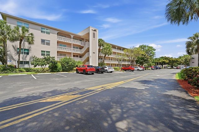2006 Granada Drive M3, Coconut Creek, FL 33066