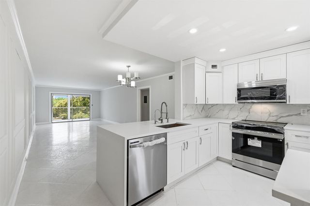 2006 Granada Drive M3, Coconut Creek, FL 33066
