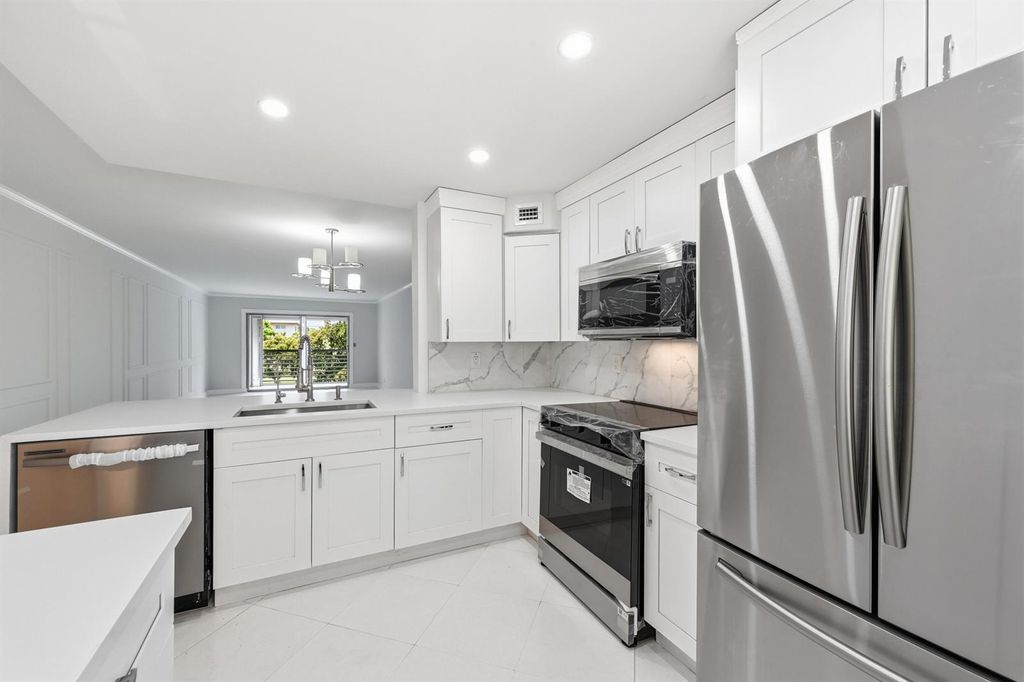 2006 Granada Drive M3, Coconut Creek, FL 33066