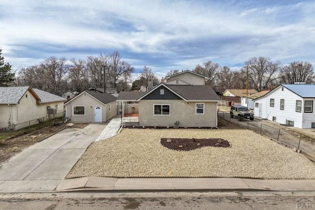 1725 Brown Ave, Pueblo, CO 81004