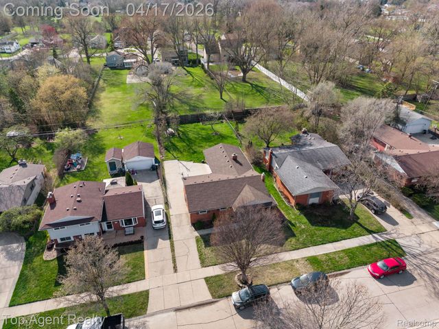 1973 Alexander Drive, Troy, MI 48083