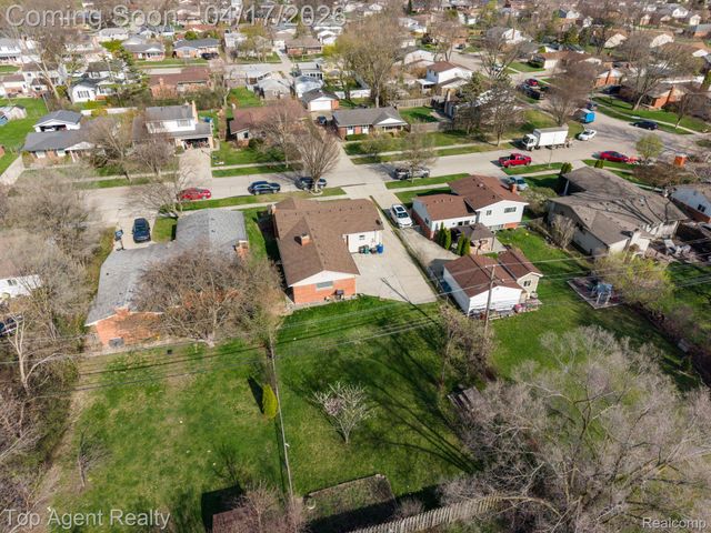 1973 Alexander Drive, Troy, MI 48083