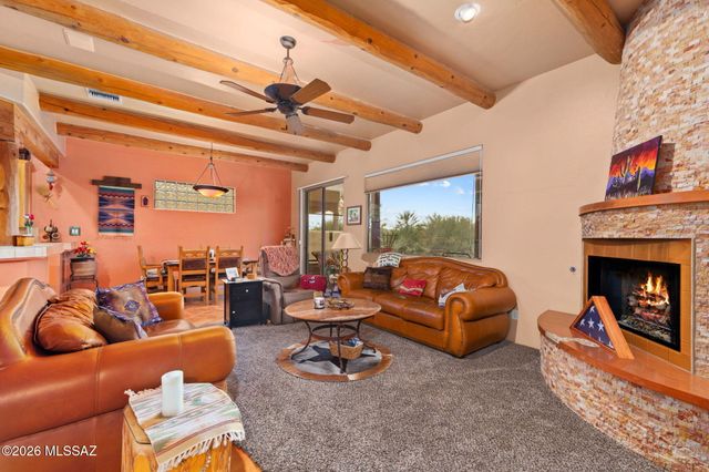 2040 S Doubletree Lane, Tucson, AZ 85713