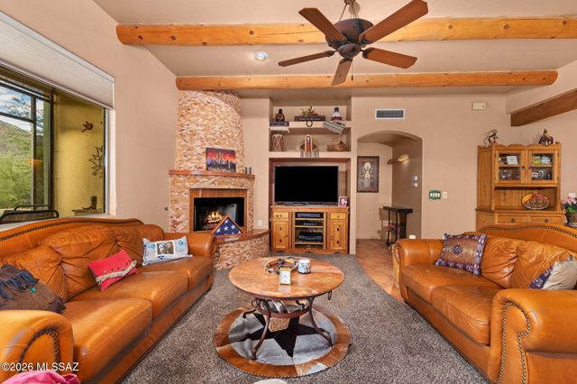 2040 S Doubletree Lane, Tucson, AZ 85713