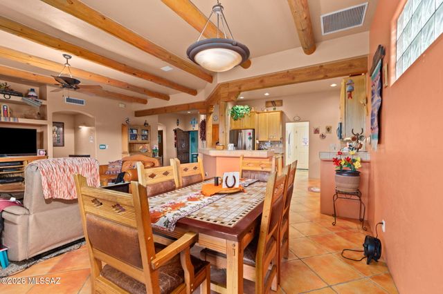 2040 S Doubletree Lane, Tucson, AZ 85713