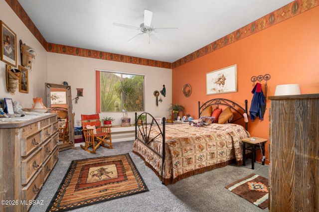 2040 S Doubletree Lane, Tucson, AZ 85713